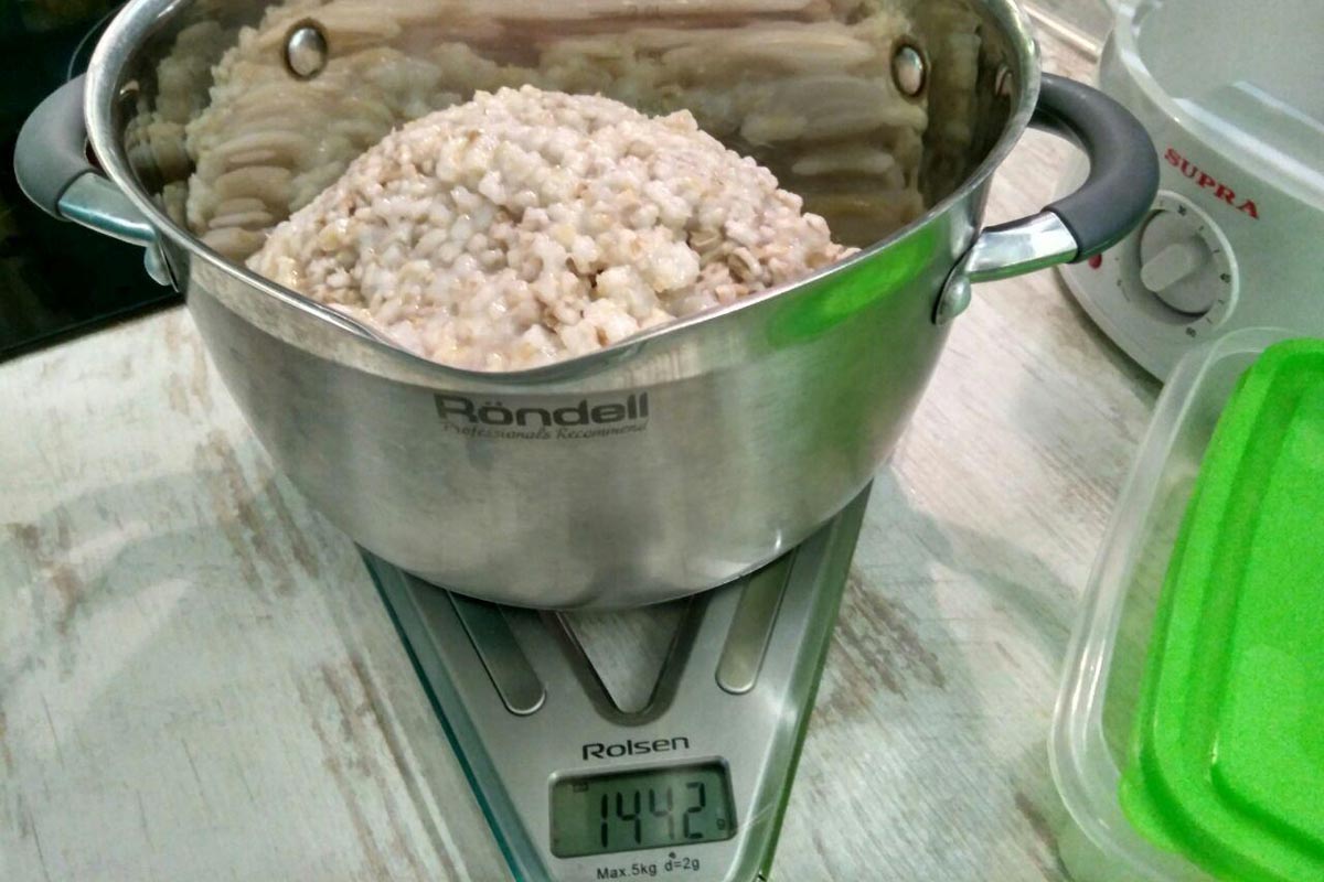 How long to cook barley in a pressure cooker?